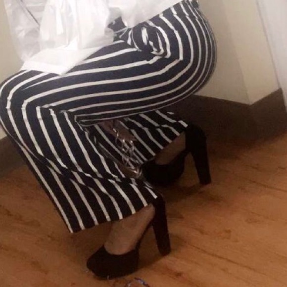 Blue and white striped pants - Picture 3 of 3